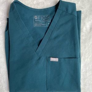 Caribbean Blue- Caterina one pocket scrub top.